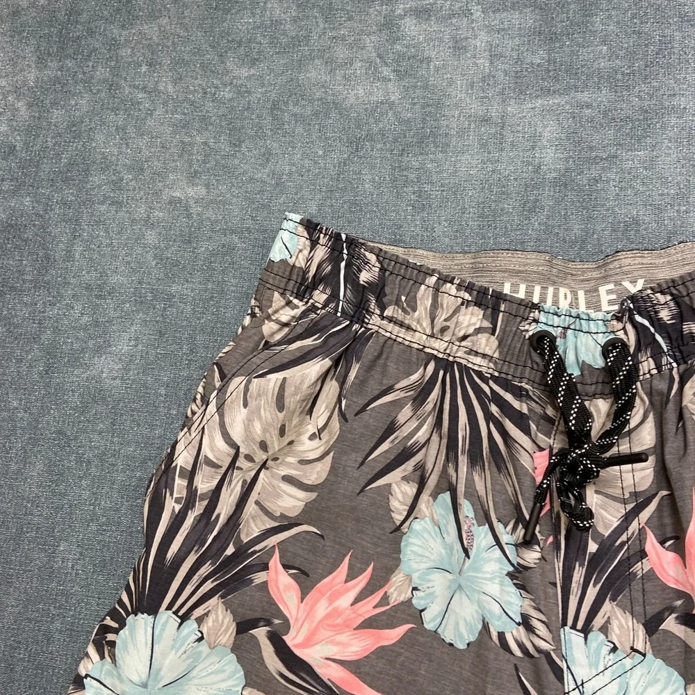 Hurley Board Shorts Mens Medium Gray Tropical Floral Stretch Swim Trunks Beach